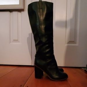 ALDO chunk heel black boots! Sz 38